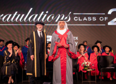 جامعة ميدلسكس دبي تمنح خلفان جمعة بلهول شهادة الدكتوراة الفخرية