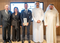 مؤسسة دبي للمستقبل تستضيف البروفيسور فاضل أديب الفائز بجائزة “نوابغ العرب”