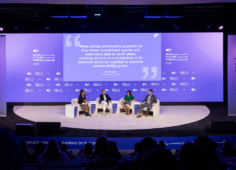 العالم بحاجة لقدرات العقل البشري والحفاظ على موارد الكوكب وإشراك مختلف الفئات العمرية والقطاعات المجتمعية في تصميم المستقبل