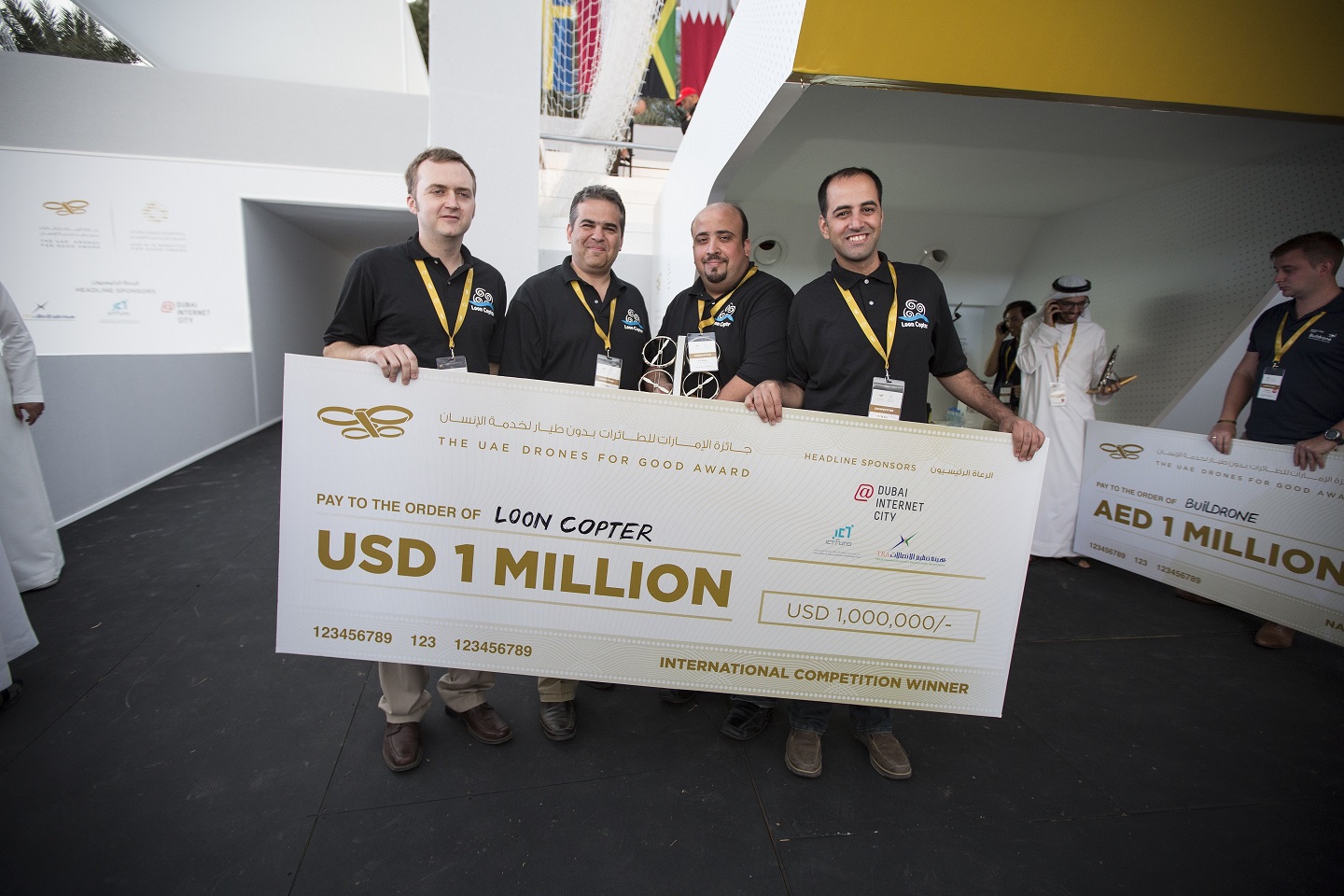 Mohammed bin Rashid awards winners of ‘UAE Drones for Good Award’ and ‘UAE AI & Robotics Award for Good’-BEX_2264-1