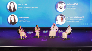 Hamdan bin Mohammed and Maktoum bin Mohammed commend achievements of Dubai Future District Fund